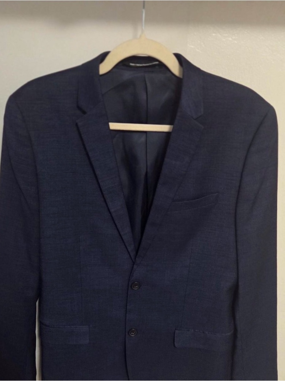 H&M navy blue men’s blazer ♥︎